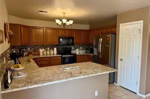 16037 W Caribbean Ln, Surprise, AZ 85379 - Photo 8
