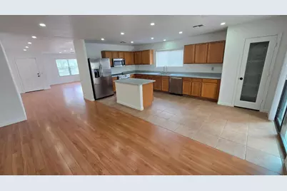 15537 W Gelding Drive, Surprise, AZ 85379 - Photo 6