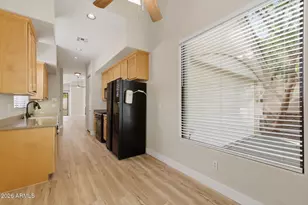 6535 N 14th Pl, Phoenix, AZ 85014 - Photo 14