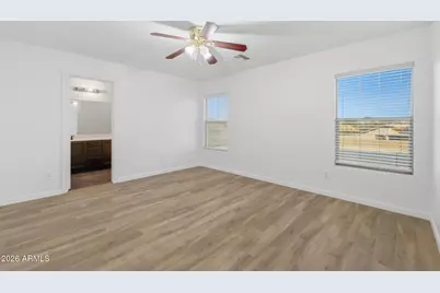 970 E Christopher Street, San Tan Valley, AZ 85140 - Photo 6