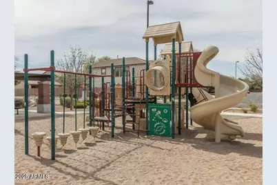 2566 S Betty Street, Gilbert, AZ 85295 - Photo 32