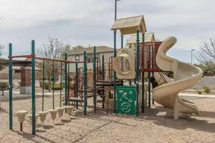 2566 S Betty St, Gilbert, AZ 85295 - Photo 32