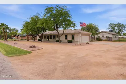 332 E Harrison Street, Gilbert, AZ 85295 - Photo 4