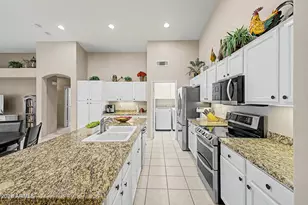 13423 W Acapulco Ln, Surprise, AZ 85379 - Photo 12