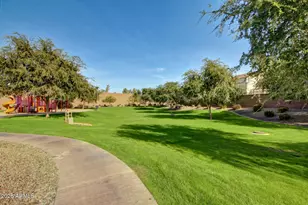 12983 N 87th Ln, Peoria, AZ 85381 - Photo 34