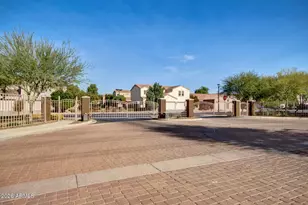12983 N 87th Ln, Peoria, AZ 85381 - Photo 28