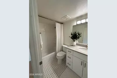 827 E Cochise Drive #B, Phoenix, AZ 85020 - Photo 18
