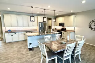 2054 E Entoro Dr, Casa Grande, AZ 85122 - Photo 8