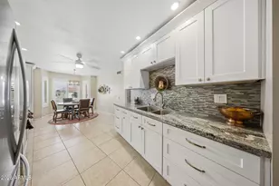 10853 W Kaibab Dr, Sun City, AZ 85373 - Photo 12