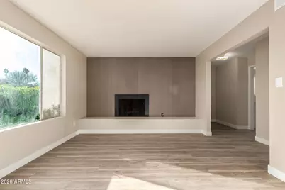 2834 E Shangri La Road, Phoenix, AZ 85028 - Photo 8