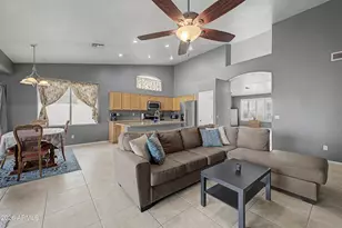 2246 S Revolta, Mesa, AZ 85209 - Photo 10