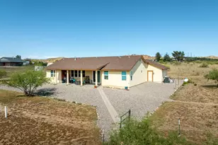 2771 S Country Hill Rd, Cornville, AZ 86325 - Photo 12