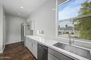 325 E Coronado Rd, Phoenix, AZ 85004 - Photo 14