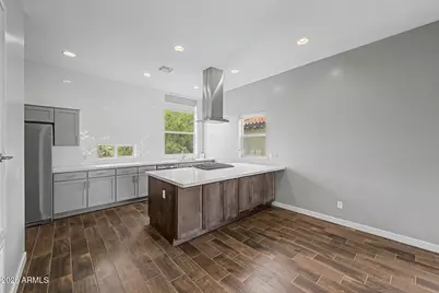 325 E Coronado Road #20, Phoenix, AZ 85004 - Photo 6