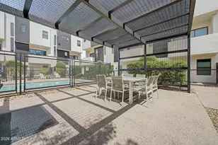 325 E Coronado Rd, Phoenix, AZ 85004 - Photo 40