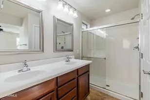 3983 E Cat Balue Dr, Phoenix, AZ 85050 - Photo 16