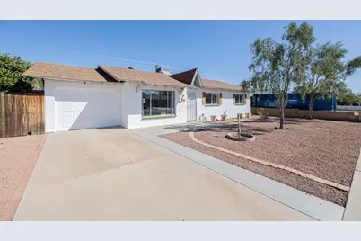 8518 E Rancho Vista Drive, Scottsdale, AZ 85251 - Photo 1