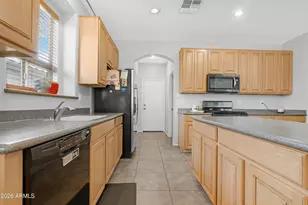 951 E Penny Ln, San Tan Valley, AZ 85140 - Photo 18