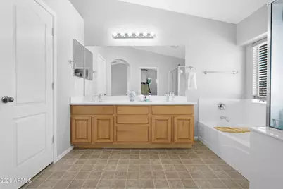 951 E Penny Lane, San Tan Valley, AZ 85140 - Photo 32