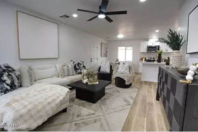 4437 E Almeria Road, Phoenix, AZ 85008 - Photo 4