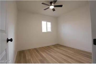 4437 E Almeria Road, Phoenix, AZ 85008 - Photo 12