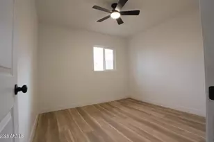 4437 E Almeria Rd, Phoenix, AZ 85008 - Photo 12