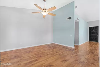 8009 W Pershing Avenue, Peoria, AZ 85381 - Photo 10