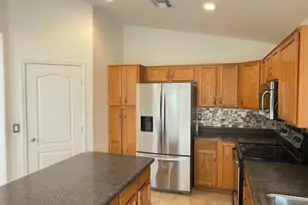 5662 W Desert Jewel Dr, Glendale, AZ 85302 - Photo 38