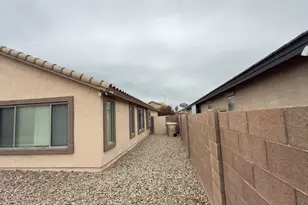5662 W Desert Jewel Dr, Glendale, AZ 85302 - Photo 48