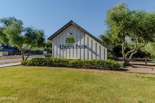 25311 N 21st Ave, Phoenix, AZ 85085 - Photo 42