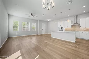 25311 N 21st Ave, Phoenix, AZ 85085 - Photo 6