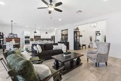 2135 W Josiah Trail, San Tan Valley, AZ 85144 - Photo 10