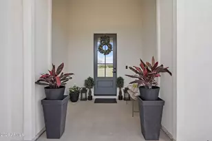 2135 W Josiah Trail, San Tan Valley, AZ 85144 - Photo 2