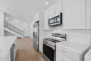 2933 N Casa Tomas Ct, Phoenix, AZ 85016 - Photo 18