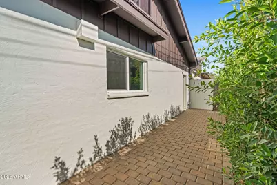 2933 N Casa Tomas Court, Phoenix, AZ 85016 - Photo 34