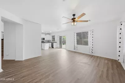 12175 W Chase Lane, Avondale, AZ 85323 - Photo 14