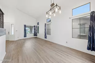 12175 W Chase Ln, Avondale, AZ 85323 - Photo 6