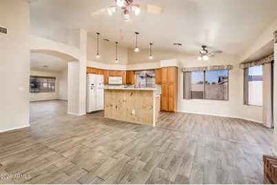 11381 S Obispo Drive, Goodyear, AZ 85338 - Photo 8