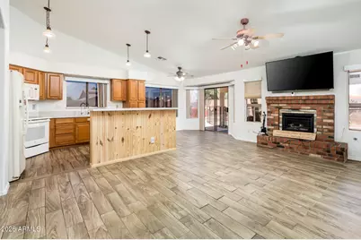 11381 S Obispo Drive, Goodyear, AZ 85338 - Photo 6