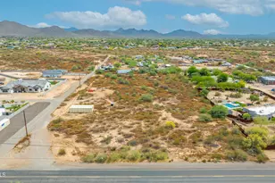 637 W Tanya Rd, Phoenix, AZ 85086 - Photo 1