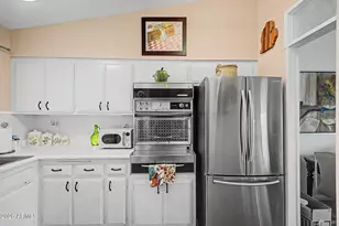 10807 N Fairway Ct W, Sun City, AZ 85351 - Photo 6