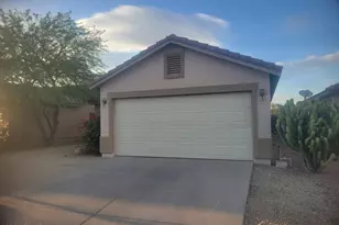 684 W Jardin Dr, Casa Grande, AZ 85122 - Photo 2