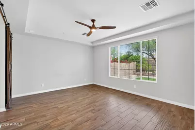 12124 W Peak View Road, Peoria, AZ 85383 - Photo 14