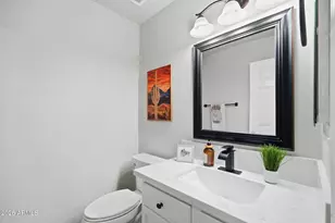 11317 W Austin Thomas Dr, Surprise, AZ 85378 - Photo 32