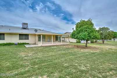 10428 W Desert Forest Circle, Sun City, AZ 85351 - Photo 18