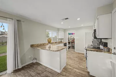 3348 E Anderson Drive, Phoenix, AZ 85032 - Photo 6