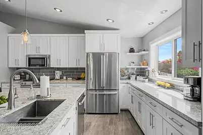 6939 W Robin Lane, Glendale, AZ 85310 - Photo 12