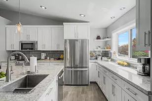 6939 W Robin Ln, Glendale, AZ 85310 - Photo 12