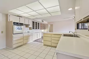 20407 N Skylark Dr, Sun City West, AZ 85375 - Photo 8