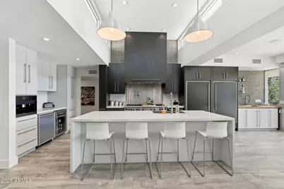 3007 N 56th Street, Phoenix, AZ 85018 - Photo 8